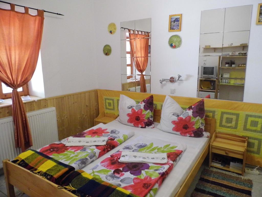 Bakonyi Apartmanhaz Eplény Zewnętrze zdjęcie