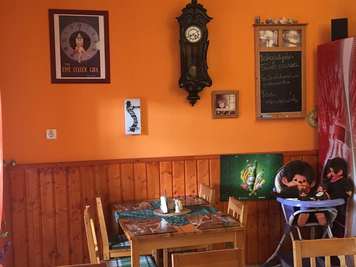 Bakonyi Apartmanhaz Eplény Zewnętrze zdjęcie