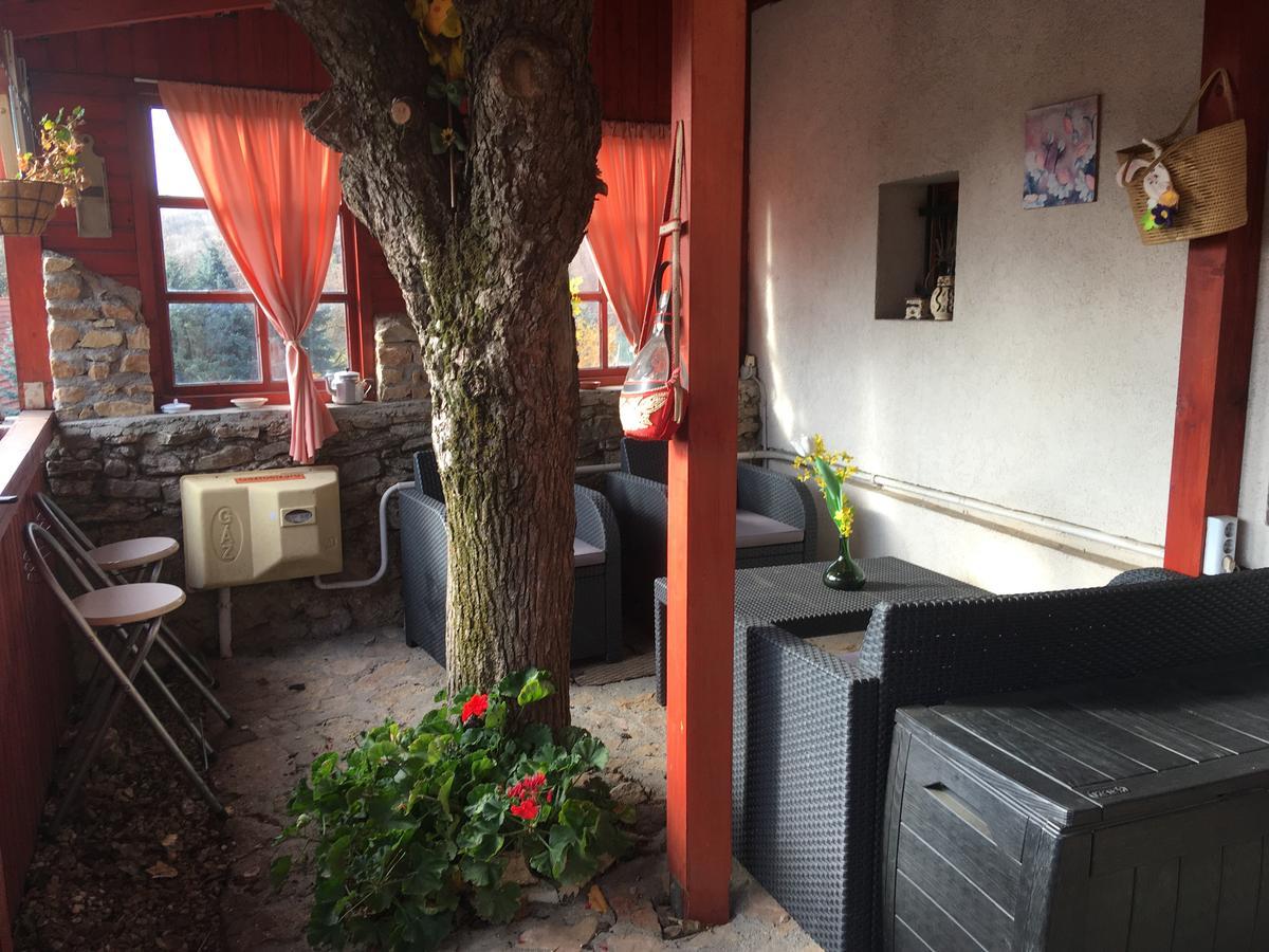 Bakonyi Apartmanhaz Eplény Zewnętrze zdjęcie